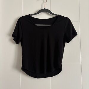 3/$25 Black Curved Hem Scoopneck T-Shirt